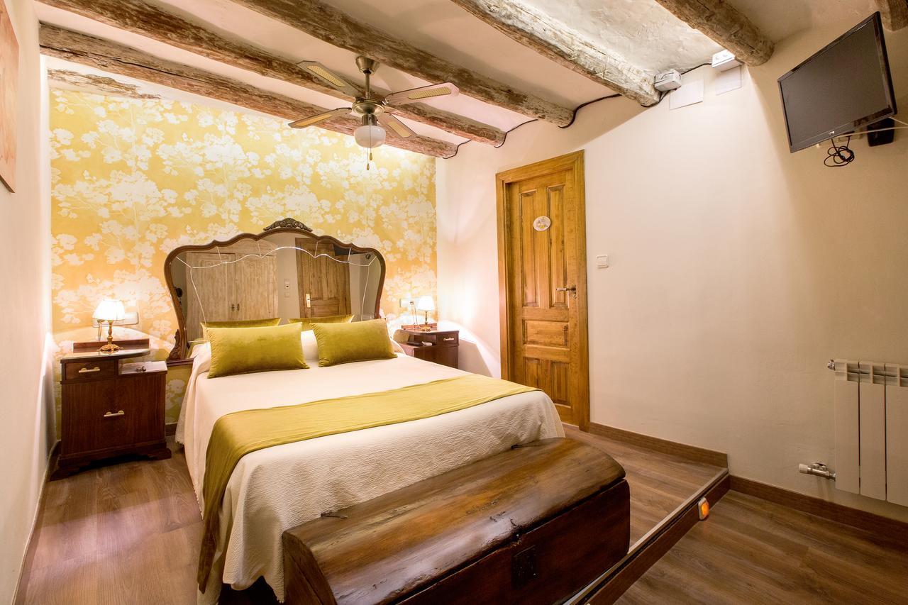 Hotel Villa San Jorge Azanúy Esterno foto
